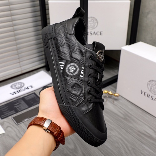 Replica Versace Casual Shoes For Men #1012646 $72.00 USD for Wholesale