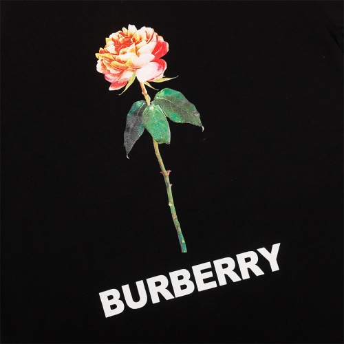 Replica Burberry T-Shirts Short Sleeved For Unisex #1013136 $29.00 USD for Wholesale