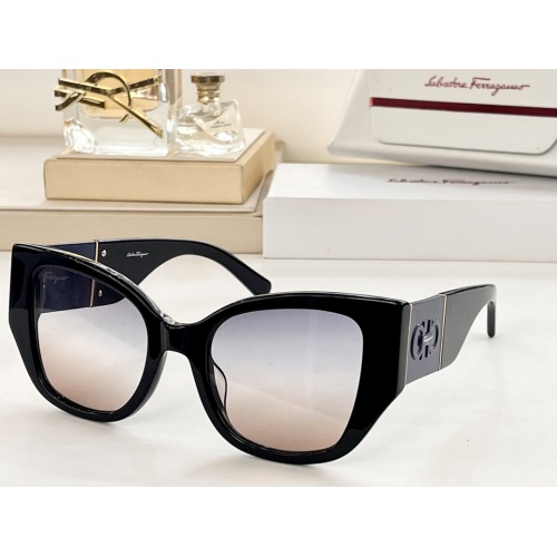 Salvatore Ferragamo AAA Quality Sunglasses #1015025