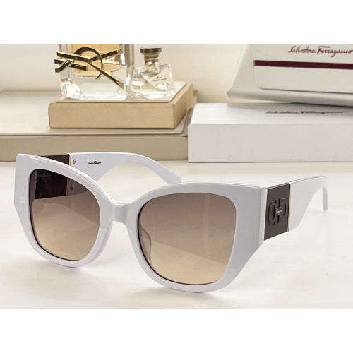 Salvatore Ferragamo AAA Quality Sunglasses #1015027