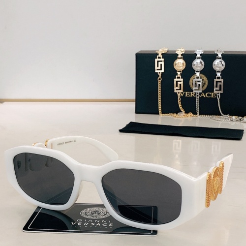 Versace AAA Quality Sunglasses #1015414