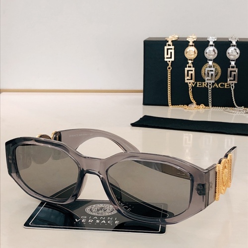 Versace AAA Quality Sunglasses #1015419