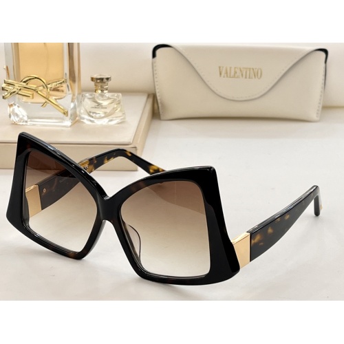 Valentino AAA Quality Sunglasses #1015442