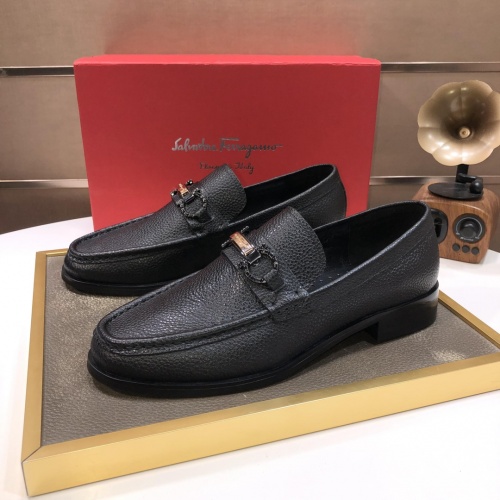 Salvatore Ferragamo Leather Shoes For Men #1015641