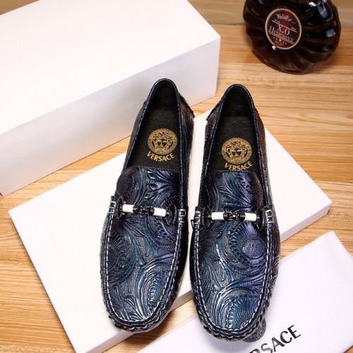 Versace Leather Shoes For Men #1015716