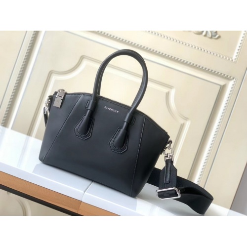 Givenchy AAA Quality Handbags For Women #1015898