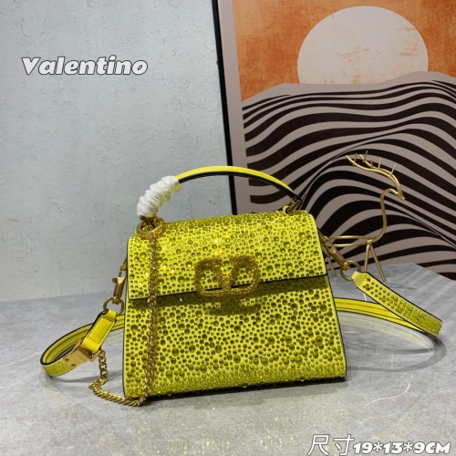 Valentino AAA Quality Messenger Bags For Women #1016090