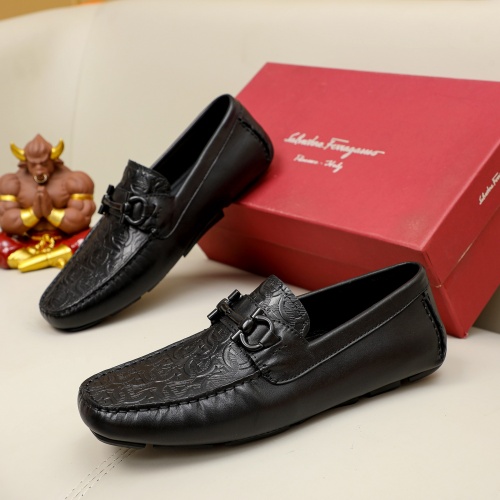 Salvatore Ferragamo Leather Shoes For Men #1016254