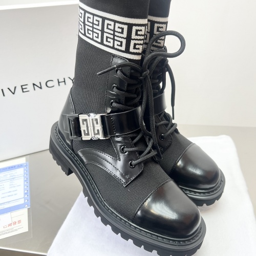 Givenchy Boots For Women #1016657