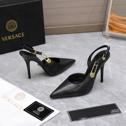 Versace Sandal For Women #1016716