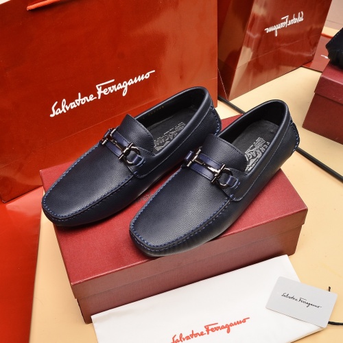 Salvatore Ferragamo Leather Shoes For Men #1016988