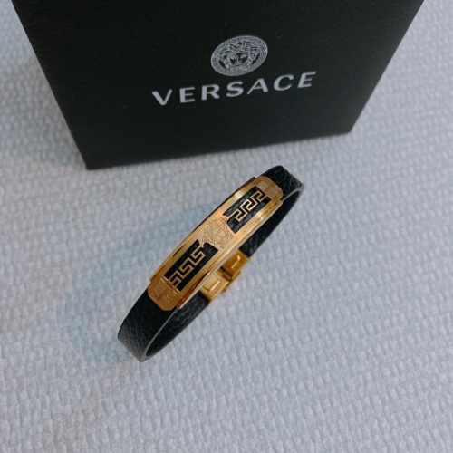 Replica Versace Bracelet #1018441 $40.00 USD for Wholesale