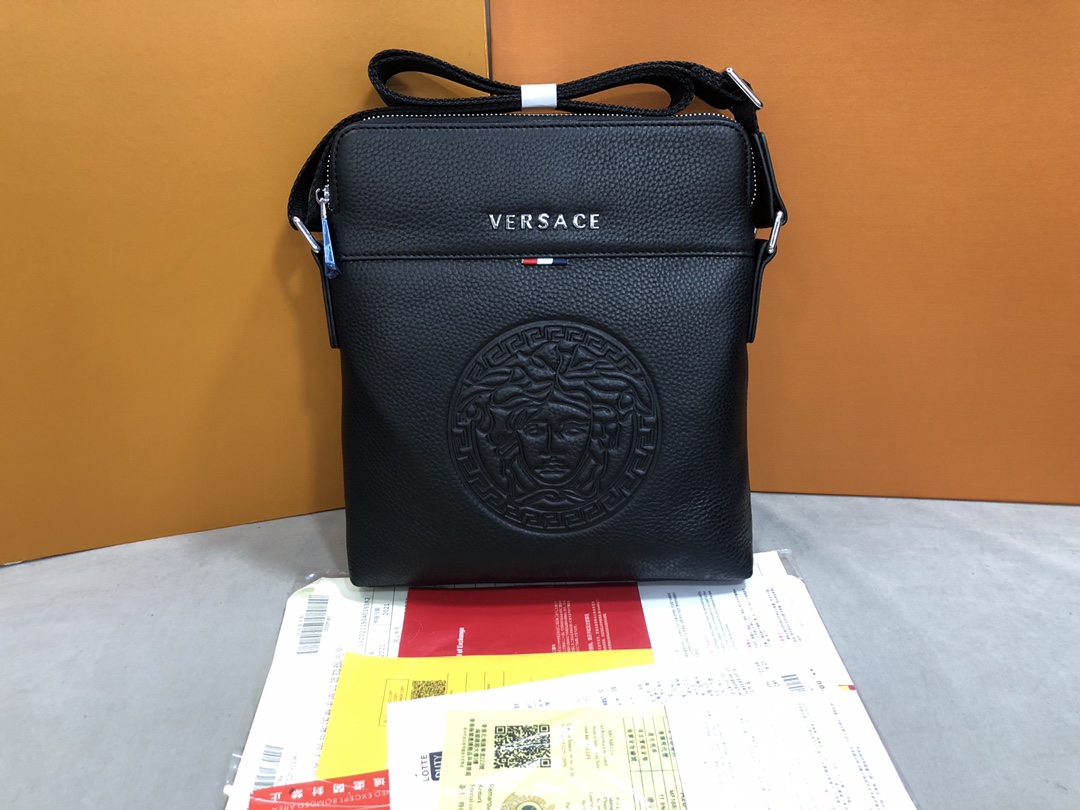 Versace AAA Man Messenger Bags 1006974 85.00 USD, Wholesale Replica