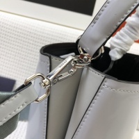 $92.00 USD Prada AAA Quality Messeger Bags For Women #1006406