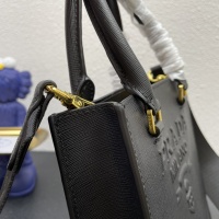 $92.00 USD Prada AAA Quality Messeger Bags For Women #1006426