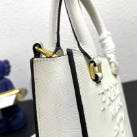 $92.00 USD Prada AAA Quality Messeger Bags For Women #1006428