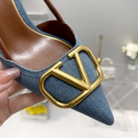 $100.00 USD Valentino Sandal For Women #1006592