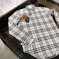 $72.00 USD Burberry Shirts Long Sleeved For Men #1009043