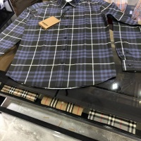$64.00 USD Burberry Shirts Long Sleeved For Men #1009129