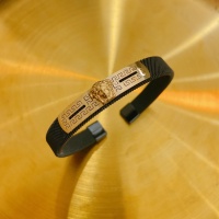 $42.00 USD Versace Bracelet #1009988