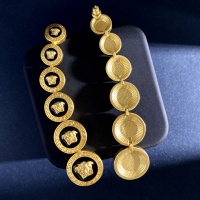 $36.00 USD Versace Earrings For Women #1010643