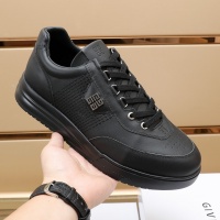 $96.00 USD Givenchy Casual Shoes For Men #1010801