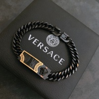 $48.00 USD Versace Bracelet #1013688