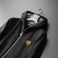 $80.00 USD Versace Tracksuits Long Sleeved For Men #1014015