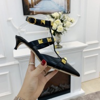 $98.00 USD Valentino Sandal For Women #1014273