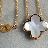 $38.00 USD Van Cleef & Arpels Necklaces For Women #1014632