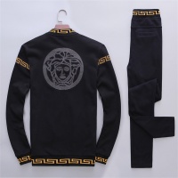 $85.00 USD Versace Tracksuits Long Sleeved For Men #1015374