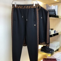 $92.00 USD Versace Tracksuits Long Sleeved For Men #1017674