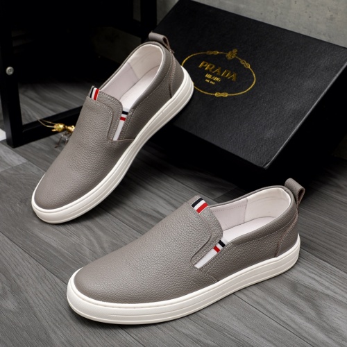 Prada Casual Shoes For Men #1018526