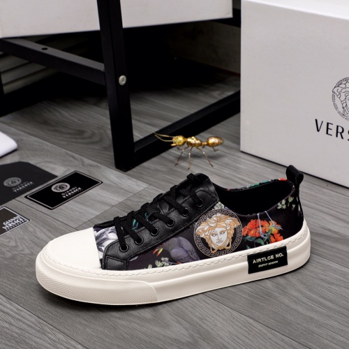 Replica Versace Casual Shoes For Men #1018615 $68.00 USD for Wholesale