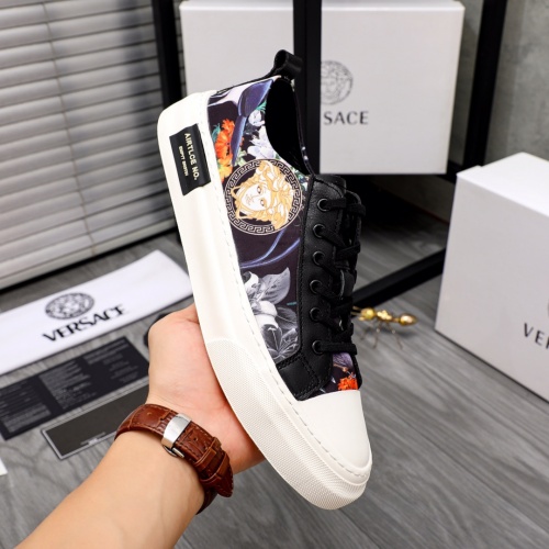 Replica Versace Casual Shoes For Men #1018615 $68.00 USD for Wholesale