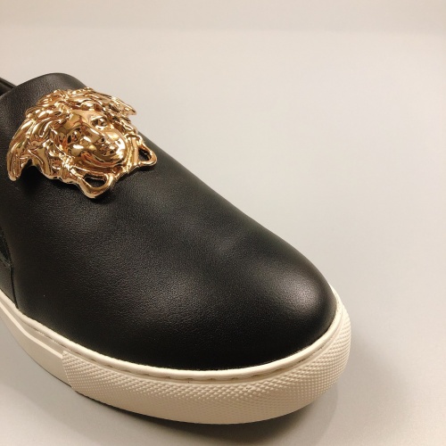Replica Versace Casual Shoes For Men #1018839 $76.00 USD for Wholesale