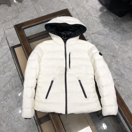 Moncler Down Feather Coat Long Sleeved For Women #1019654
