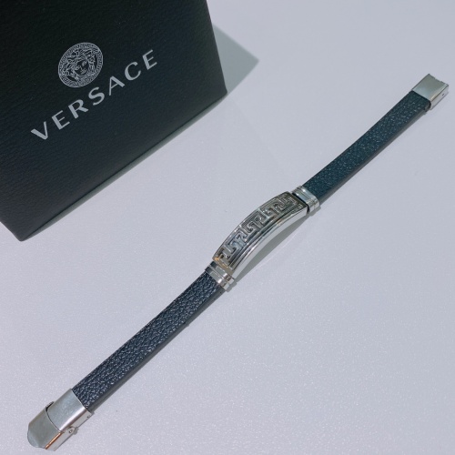 Replica Versace Bracelet #1019666 $42.00 USD for Wholesale