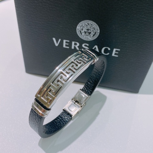 Replica Versace Bracelet #1019666 $42.00 USD for Wholesale