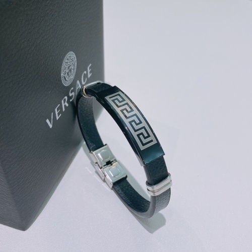 Replica Versace Bracelet #1019667 $42.00 USD for Wholesale
