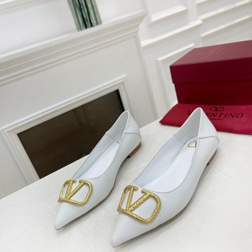 Valentino Flat Shoes For Women #1019954