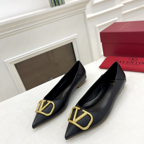 Valentino Flat Shoes For Women #1019955 $92.00 USD, Wholesale Replica Valentino Flat Shoes