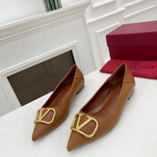 Valentino Flat Shoes For Women #1019957