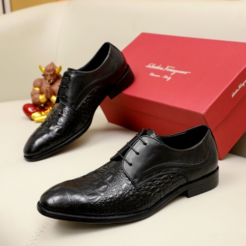 Salvatore Ferragamo Leather Shoes For Men #1020015