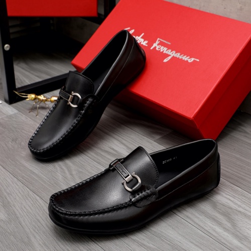 Salvatore Ferragamo Leather Shoes For Men #1020256