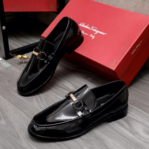 Salvatore Ferragamo Leather Shoes For Men #1020265