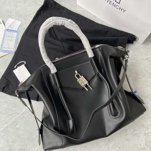 Replica Givenchy AAA Quality Handbags For Women #1021132 $244.63 USD for Wholesale