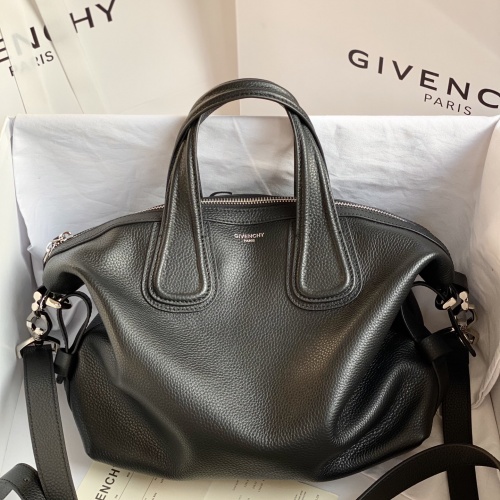 Givenchy AAA Quality Handbags For Women #1021142