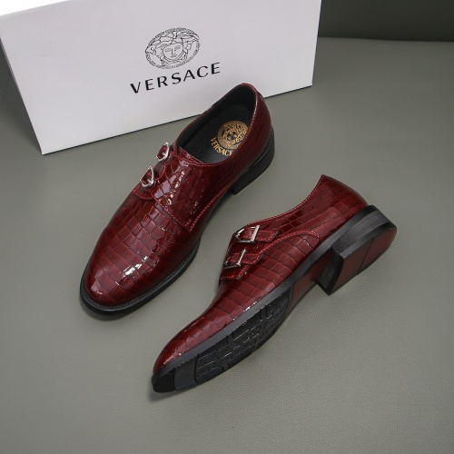 Versace Leather Shoes For Men #1021154