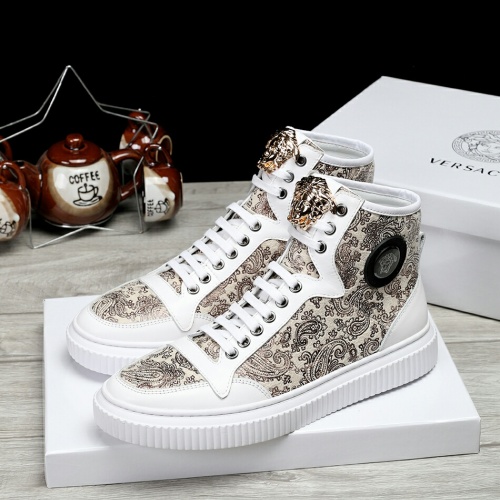 Versace High Tops Shoes For Men #1021167